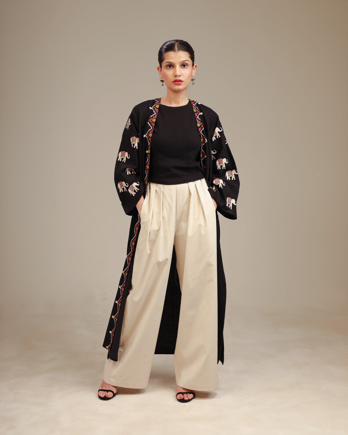 Rangdasti long length kimono jacket - black color - Hand-printed design - Studio shot - 6