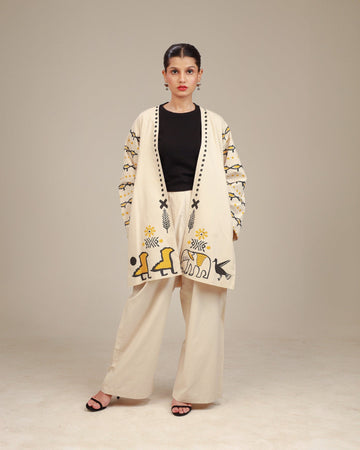 Rangdasti short length kimono jacket - beige color - Hand-printed design - Studio shot - 2