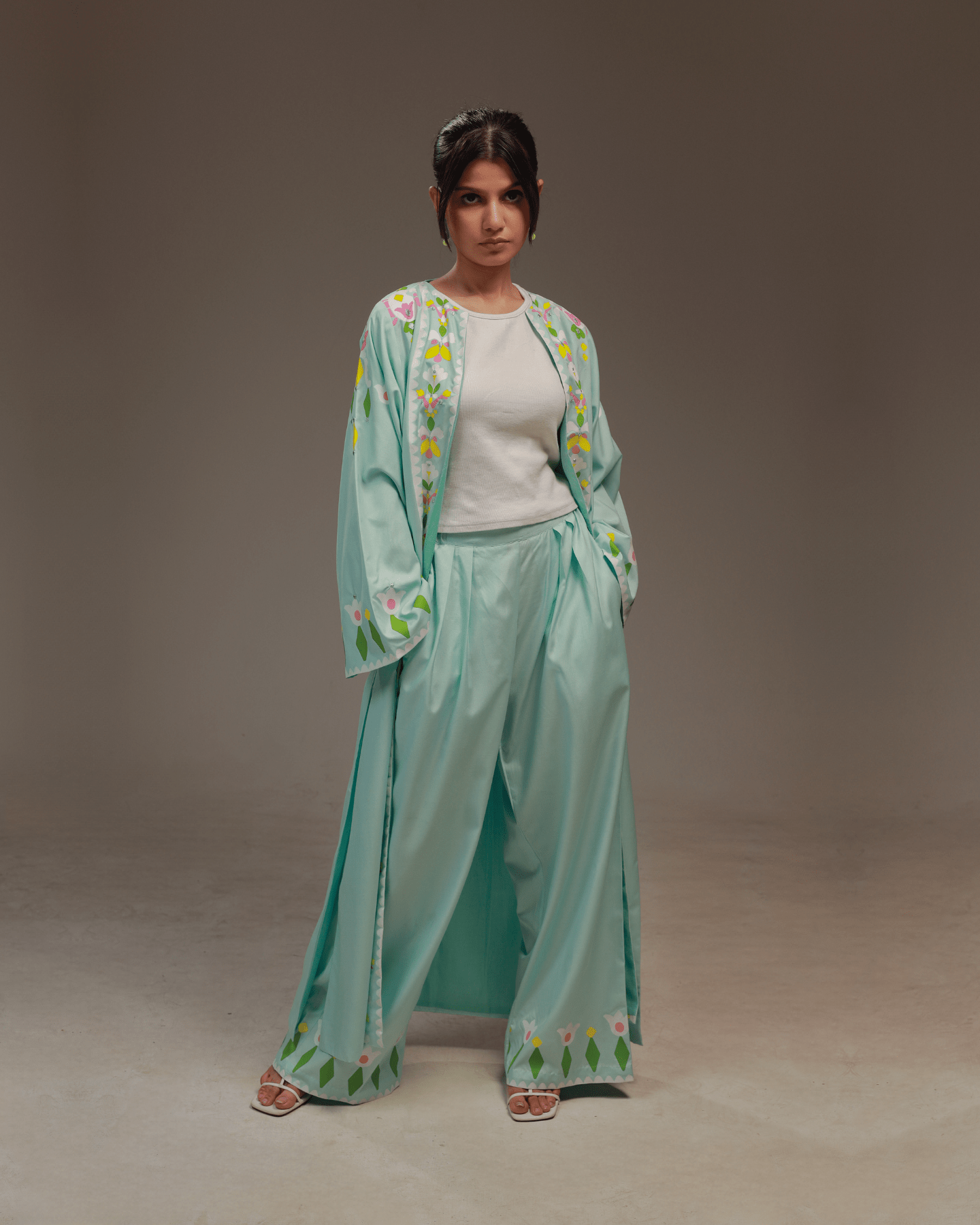 Rangdasti kimono jacket and pants - Tiffany Color - Long -length - Hand-printed abstract design - Studio shot - 8