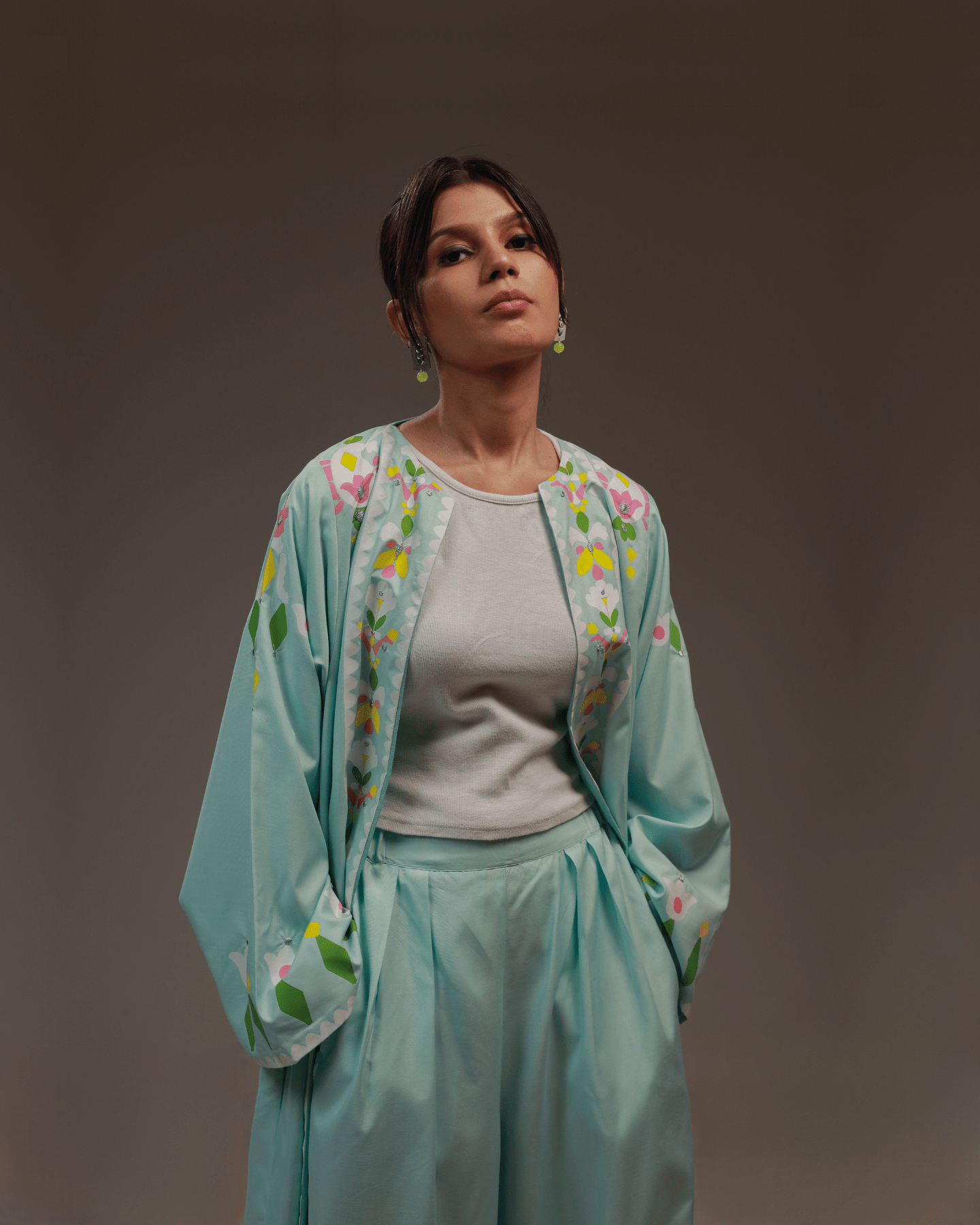 Rangdasti kimono jacket and pants - Tiffany Color - Long -length - Hand-printed abstract design - Studio shot - 4